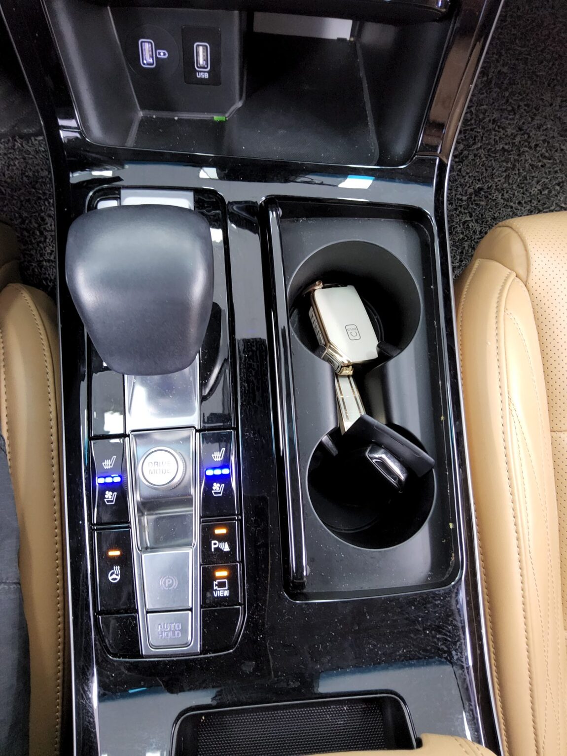 KIA K7 PREMIER 3.0 GDi SIGNATURE 2020 - zdjęcie 19