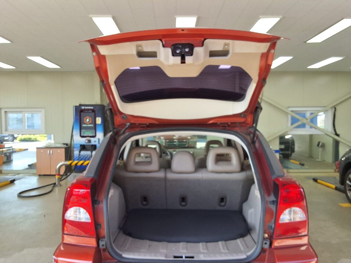 DODGE CALIBER 2.0 SXT 2007 - zdjęcie 16