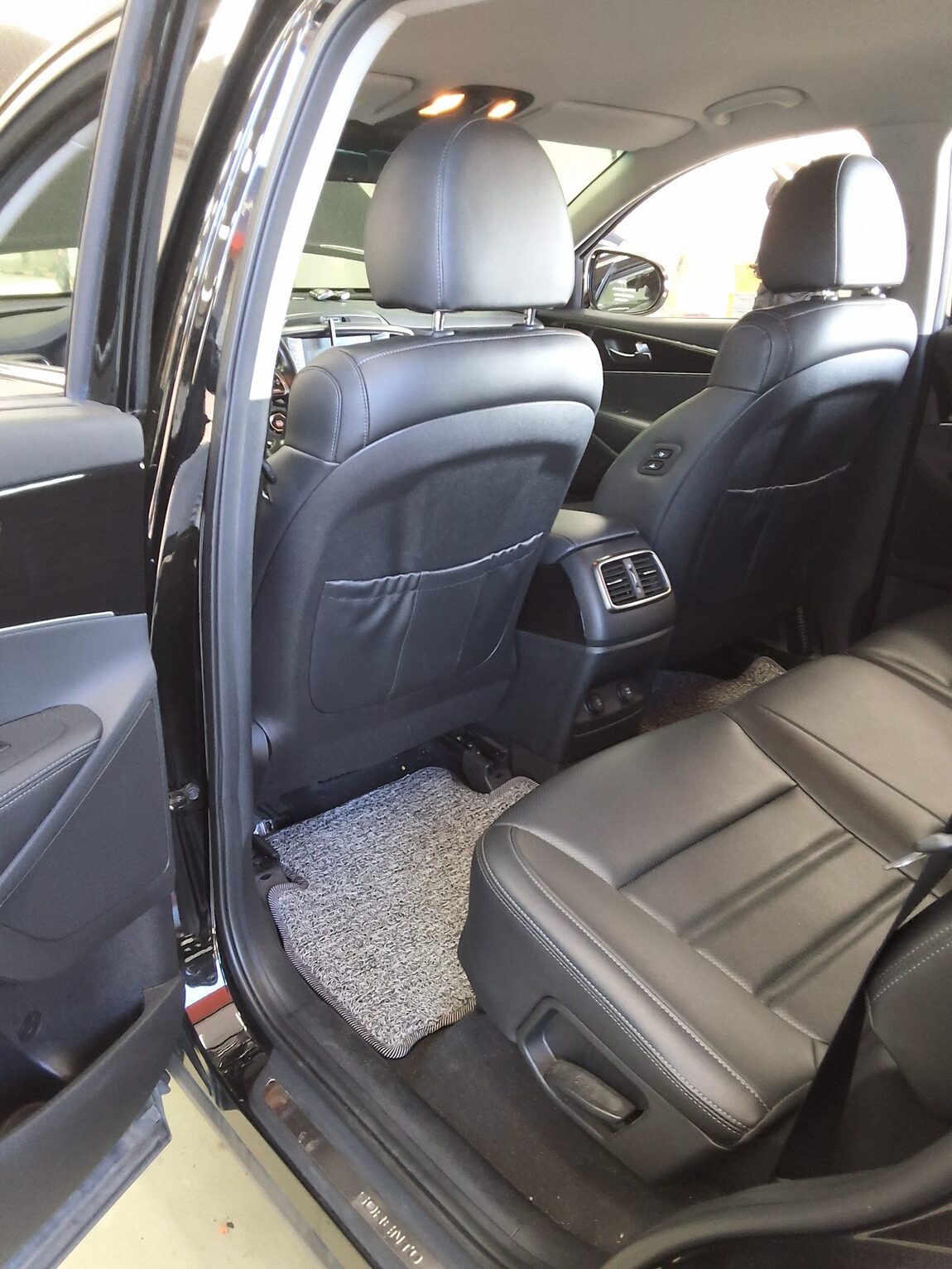 KIA THE NEW SORENTO DIESEL R2.2 2WD NOBLESSE SPECIAL 2019 - zdjęcie 12