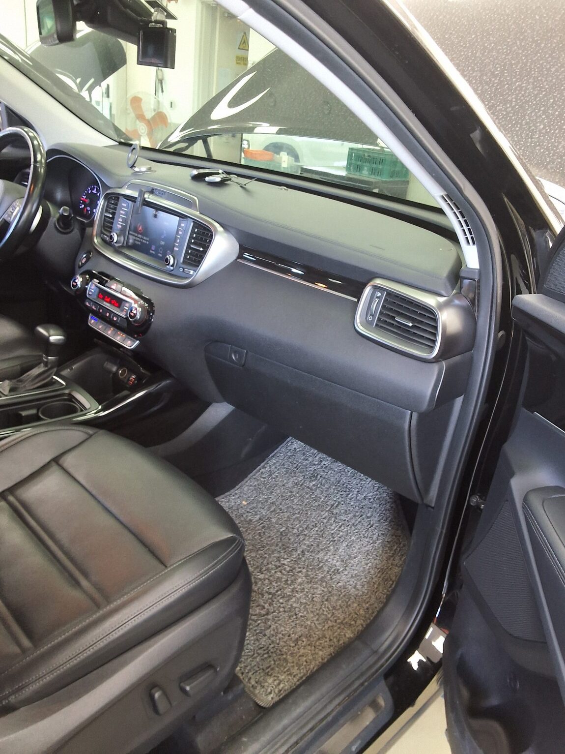 KIA THE NEW SORENTO DIESEL R2.2 2WD NOBLESSE SPECIAL 2019 - zdjęcie 14