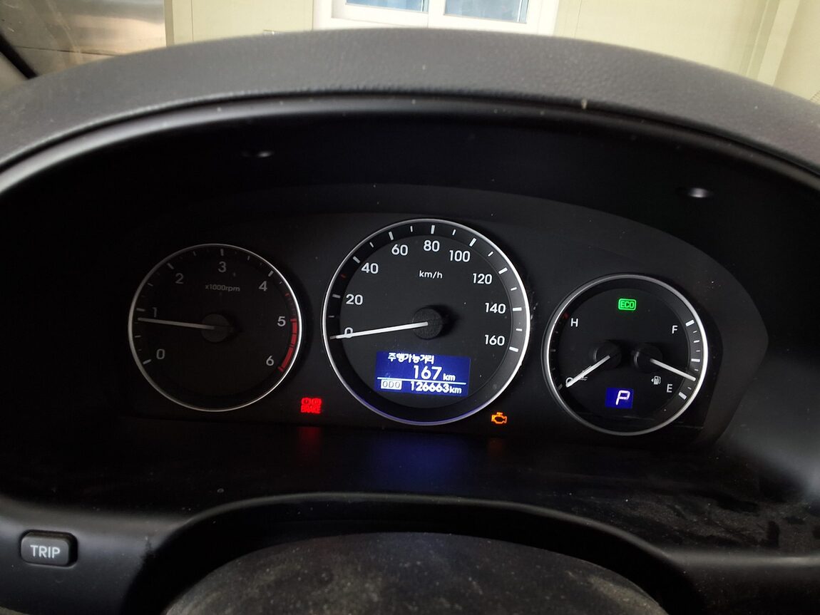 HYUNDAI THE NEW GRAND STAREX 11-SEATER DIESEL SMART 2019 - zdjęcie 10