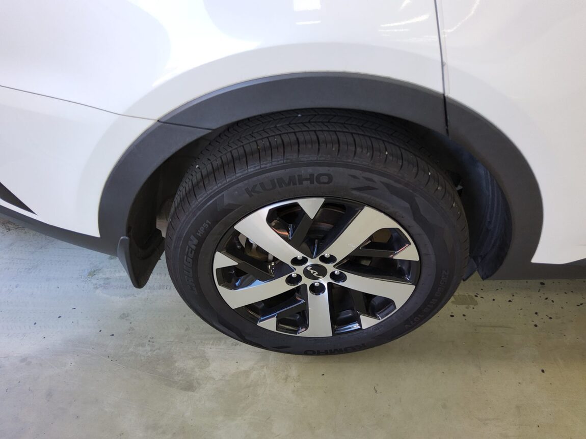 KIA NEW SORENTO (MQ4) 2.2 DIESEL 2WD PRESTIGE 2022 - zdjęcie 25