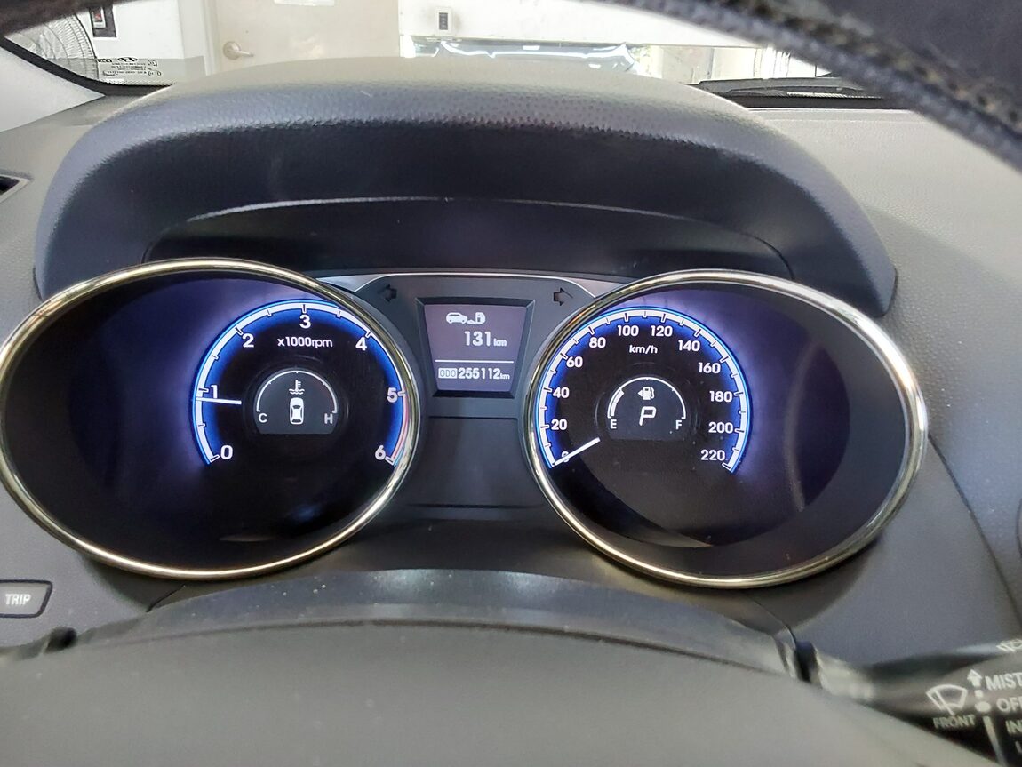 HYUNDAI TUCSON ix DIESEL R20 4WD LX20 PREMIER 2012 - zdjęcie 9