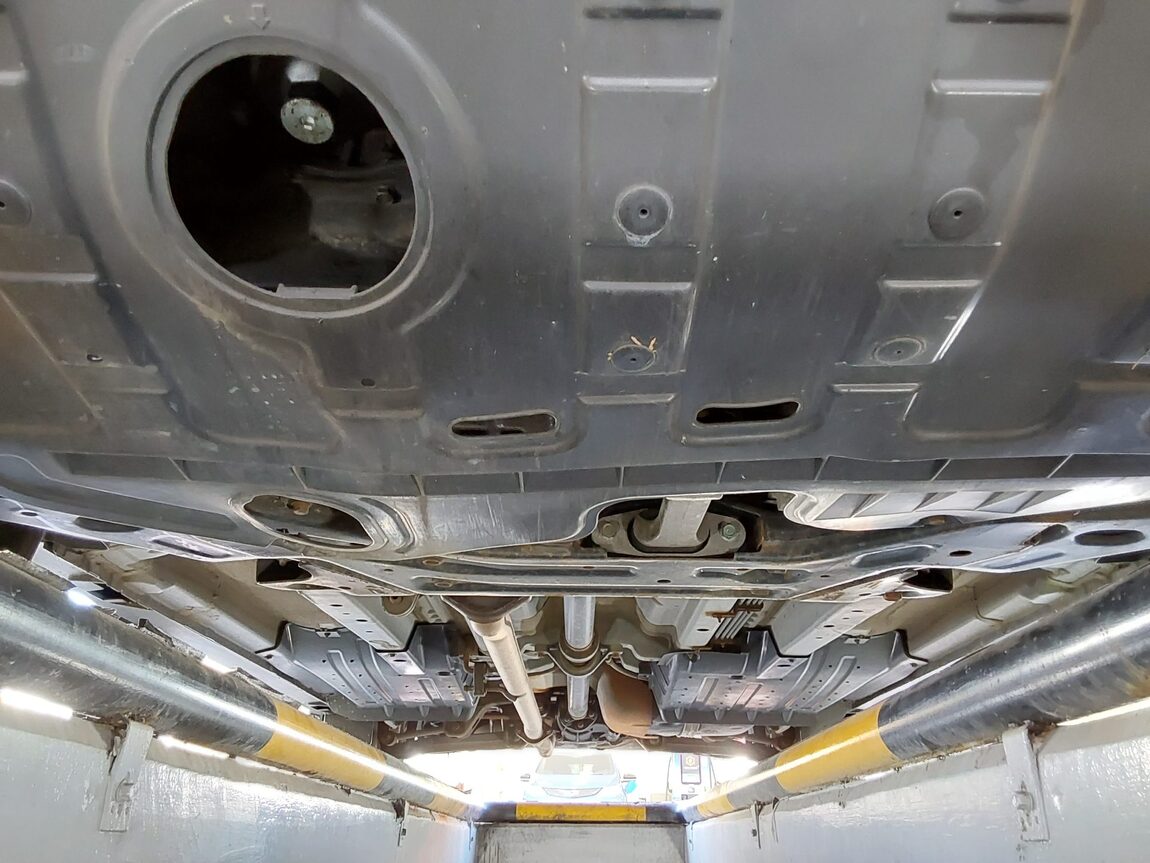 HYUNDAI TUCSON ix DIESEL R20 4WD LX20 PREMIER 2012 - zdjęcie 20