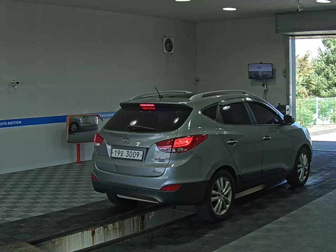 HYUNDAI TUCSON ix DIESEL R20 4WD LX20 PREMIER 2012 - zdjęcie 5