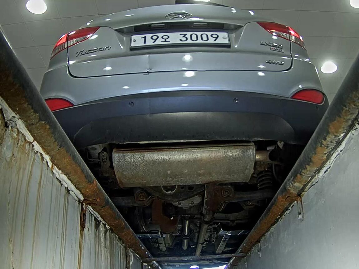 HYUNDAI TUCSON ix DIESEL R20 4WD LX20 PREMIER 2012 - zdjęcie 8