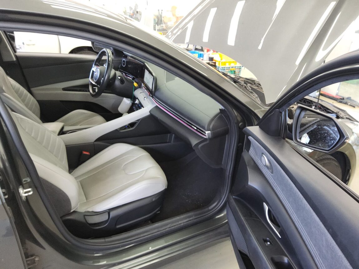 HYUNDAI AVANTE (CN7) 1.6 GASOLINE INSPIRATION 2022 - zdjęcie 14