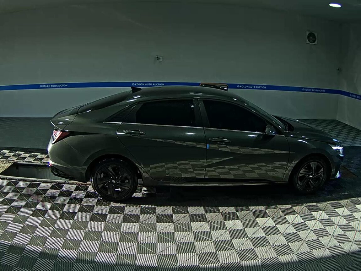HYUNDAI AVANTE (CN7) 1.6 GASOLINE INSPIRATION 2022 - zdjęcie 4