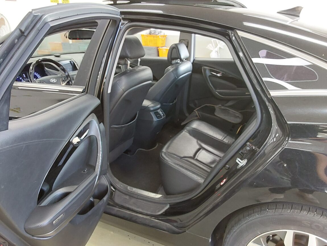 HYUNDAI GRANDEUR HG HG 300 PRIME 2011 - zdjęcie 12