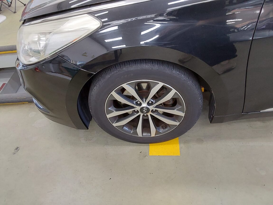 HYUNDAI GRANDEUR HG HG 300 PRIME 2011 - zdjęcie 20