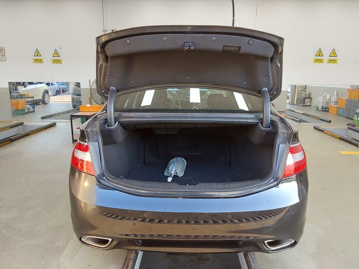 HYUNDAI GRANDEUR HG HG 300 PRIME 2011 - zdjęcie 15