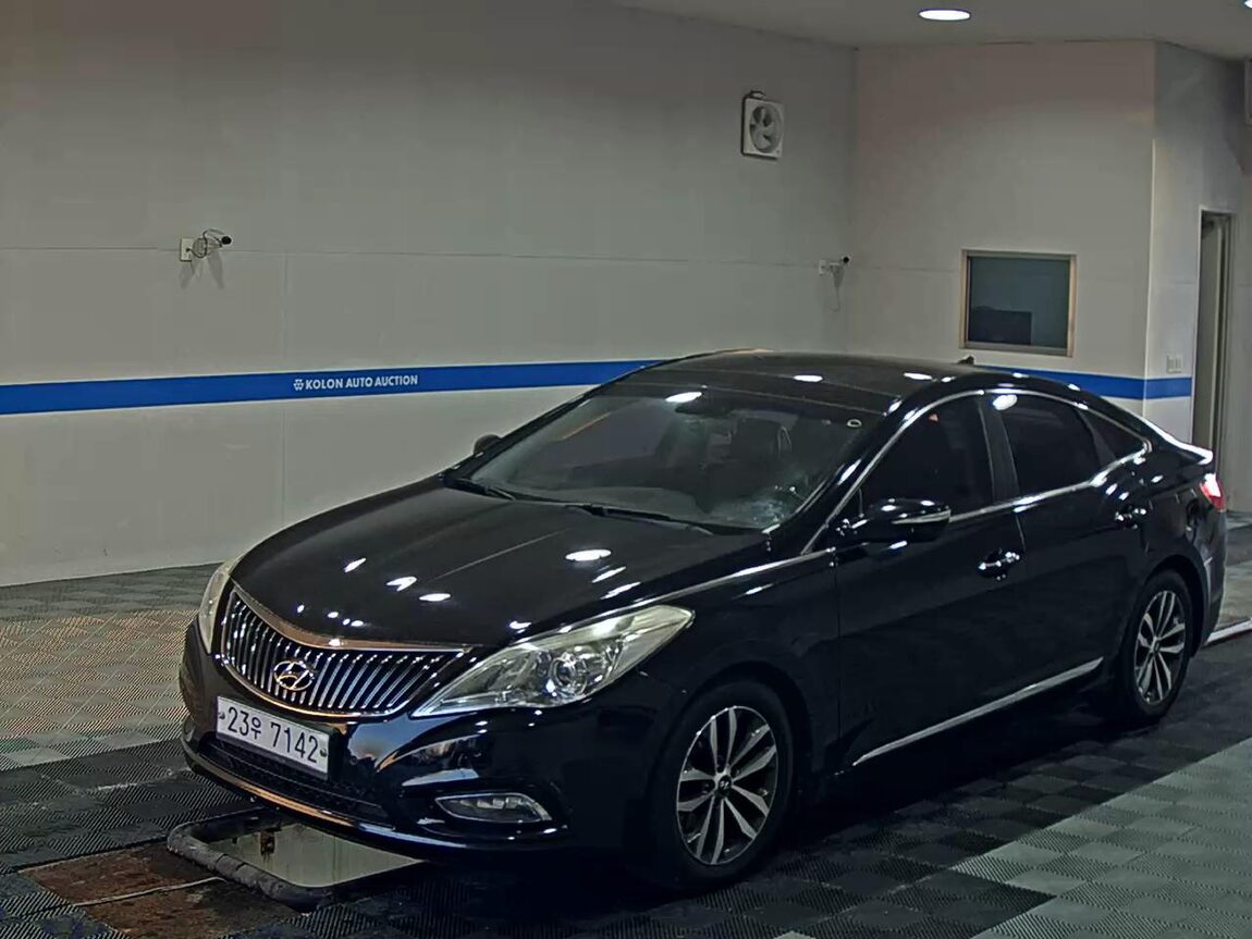 HYUNDAI GRANDEUR HG HG 300 PRIME 2011 - zdjęcie 2