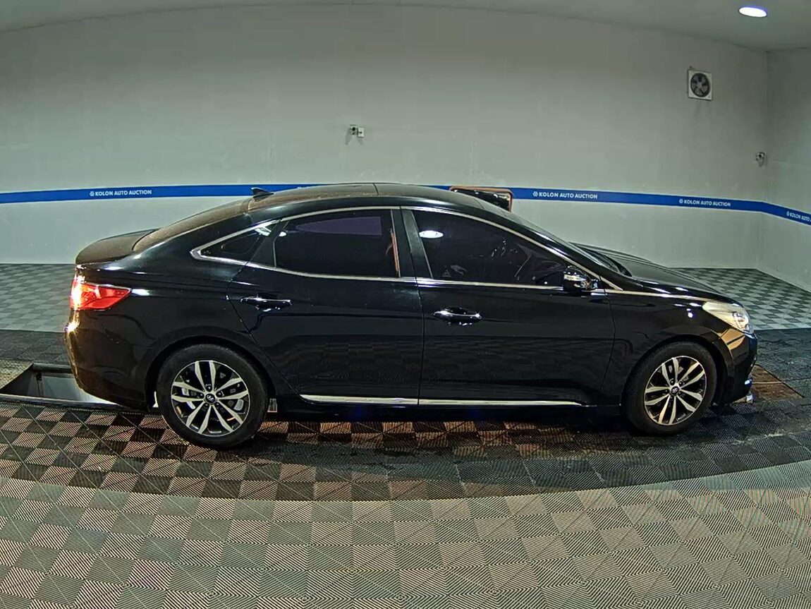 HYUNDAI GRANDEUR HG HG 300 PRIME 2011 - zdjęcie 4