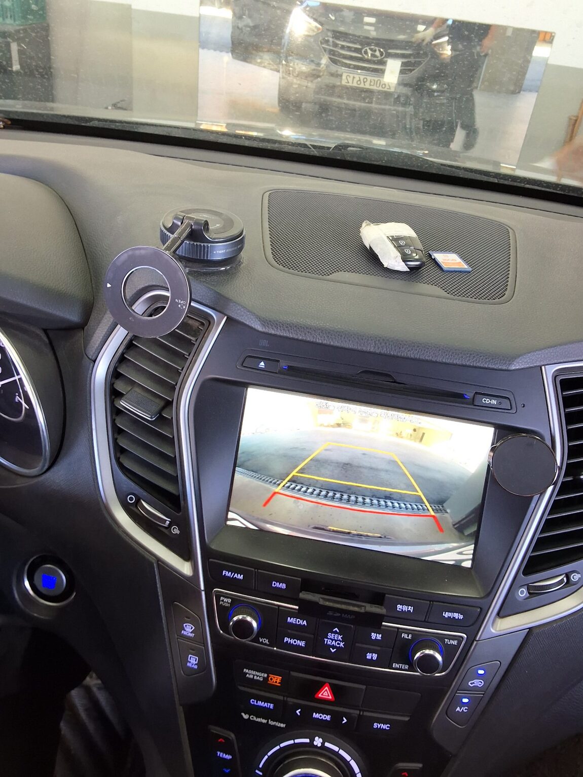 HYUNDAI SANTA FE THE PRIME DIESEL R2.0 4WD EXCLUSIVE SPECIAL 2017 - zdjęcie 17
