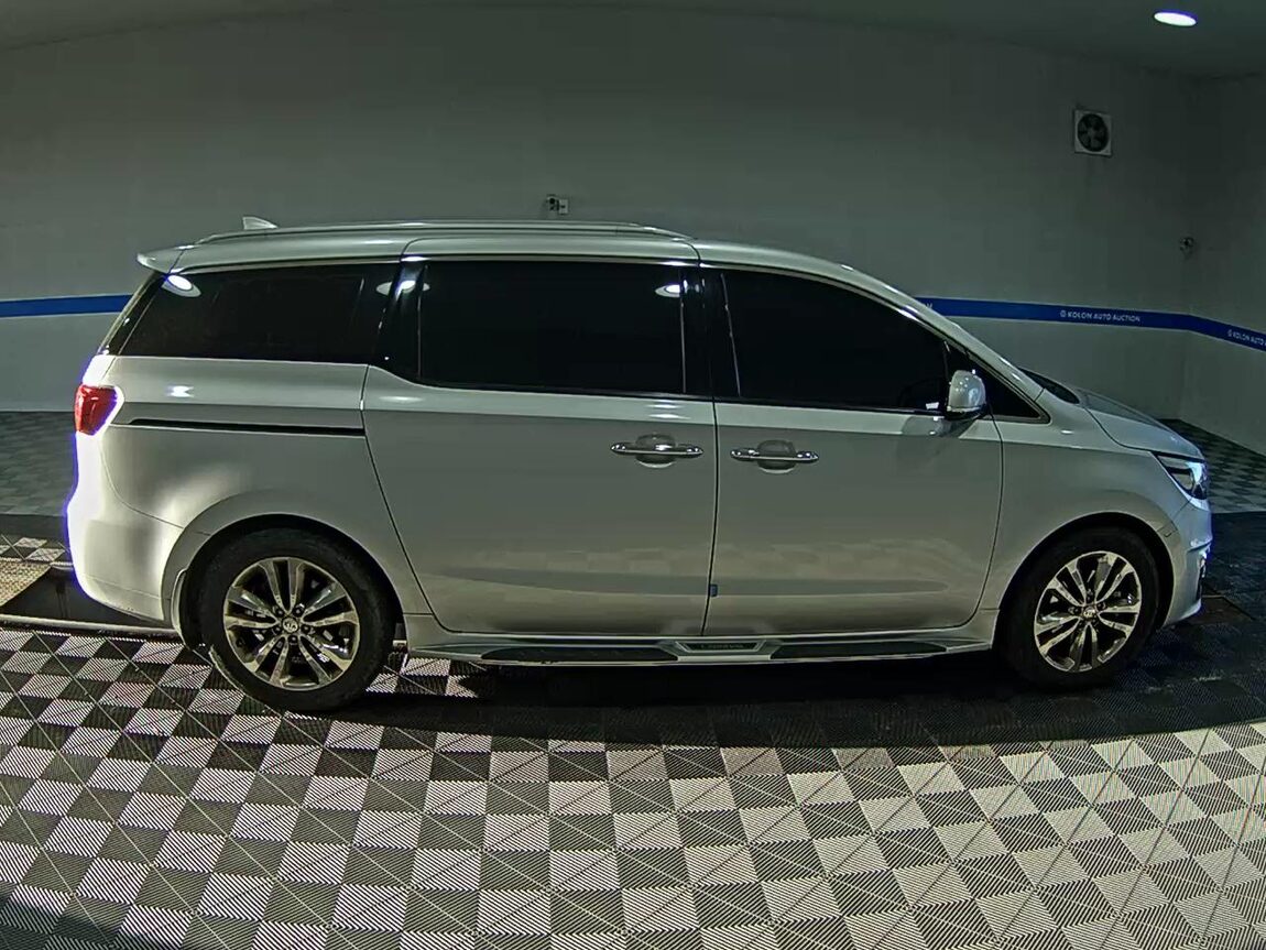 KIA ALL NEW CARNIVAL 9-SEATER DIESEL PRESTIGE 2017 - zdjęcie 4