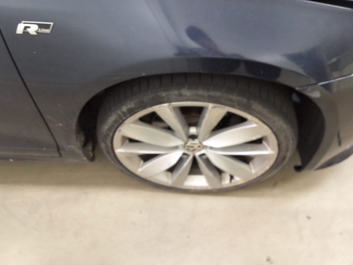 VOLKSWAGEN SCIROCCO (3RD GEN) 2.0 TDI R LINE 2014 - zdjęcie 18