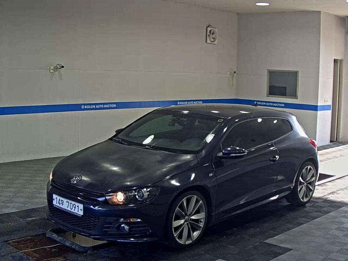 VOLKSWAGEN SCIROCCO (3RD GEN) 2.0 TDI R LINE 2014 - zdjęcie 2