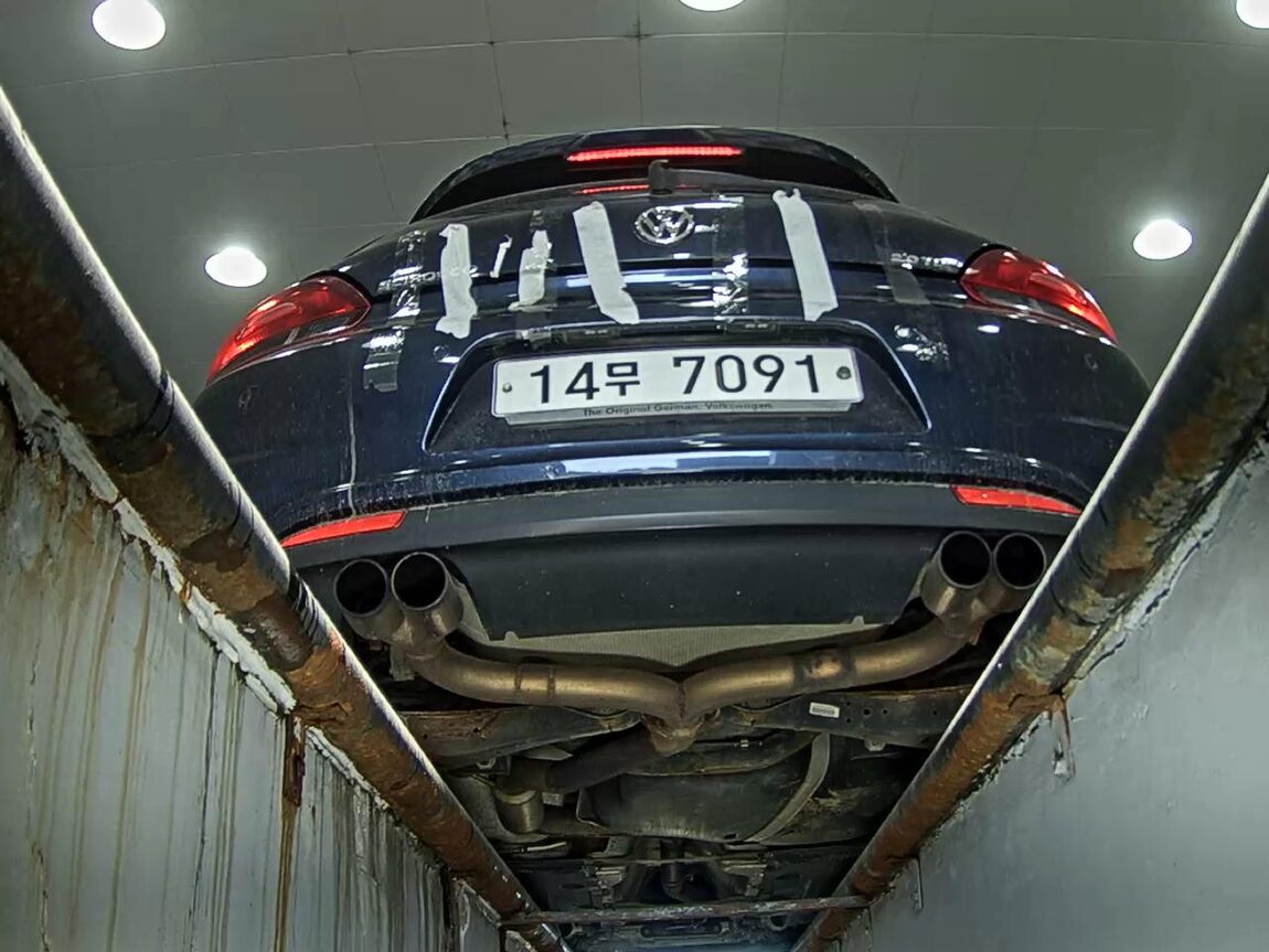 VOLKSWAGEN SCIROCCO (3RD GEN) 2.0 TDI R LINE 2014 - zdjęcie 8