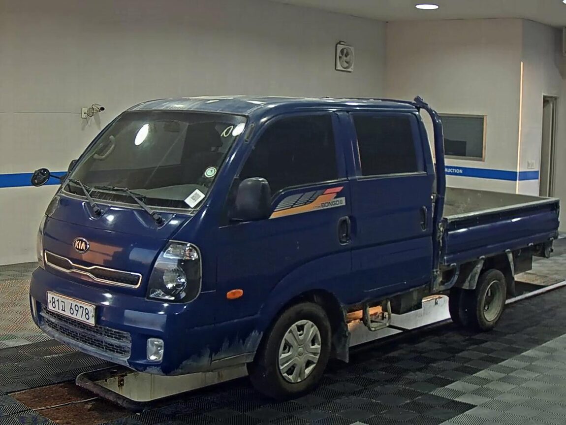 KIA BONGO III CARGO CRDi DOUBLE CAB EXTRA LONG WHEELBASE 2017 - zdjęcie 2