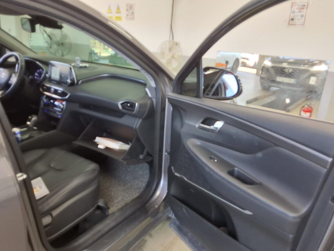 HYUNDAI SANTA FE (TM) R2.0 2WD PRESTIGE 2020 - zdjęcie 14