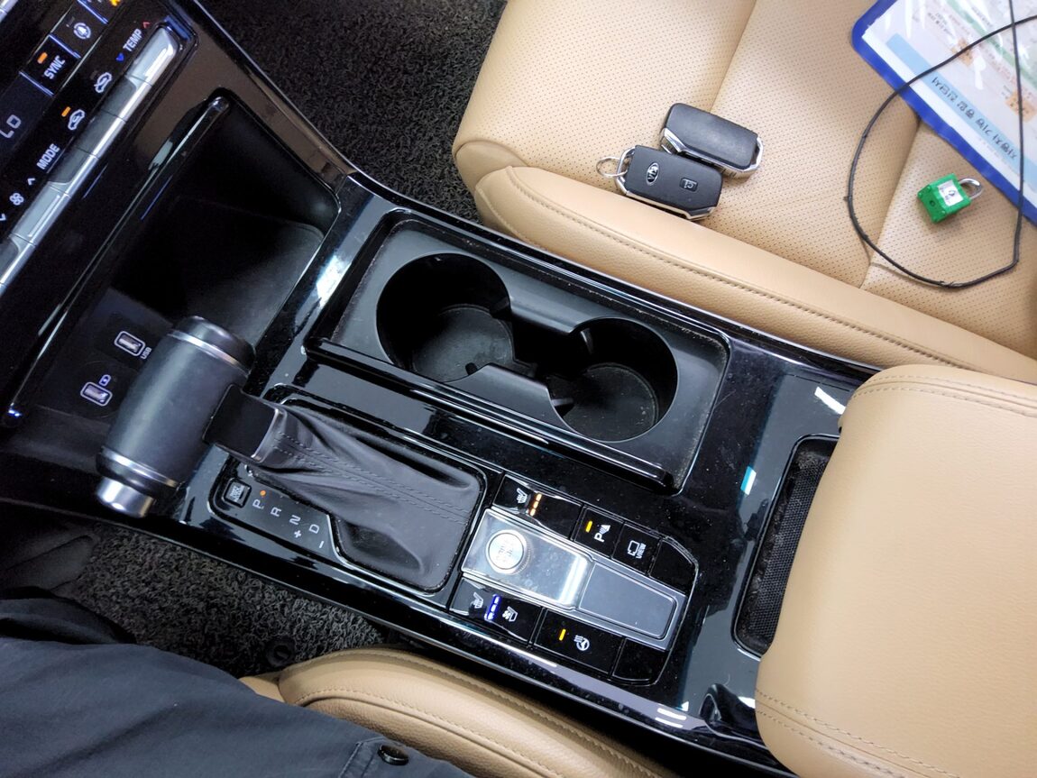 KIA K7 PREMIER 2.5 GDi PRESTIGE 2020 - zdjęcie 19