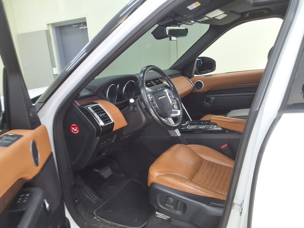 LAND ROVER DISCOVERY 5 3.0 TD6 HSE LUXURY 2017 - zdjęcie 11