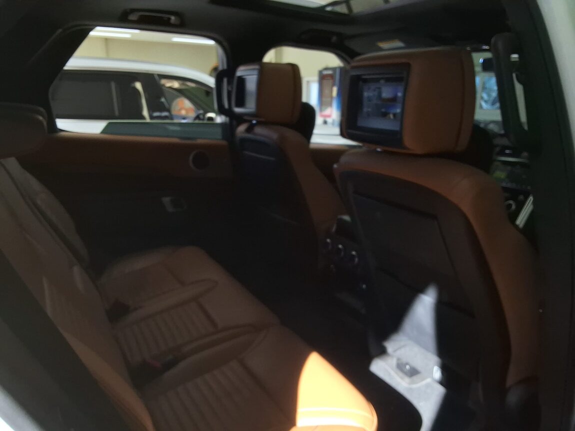 LAND ROVER DISCOVERY 5 3.0 TD6 HSE LUXURY 2017 - zdjęcie 14