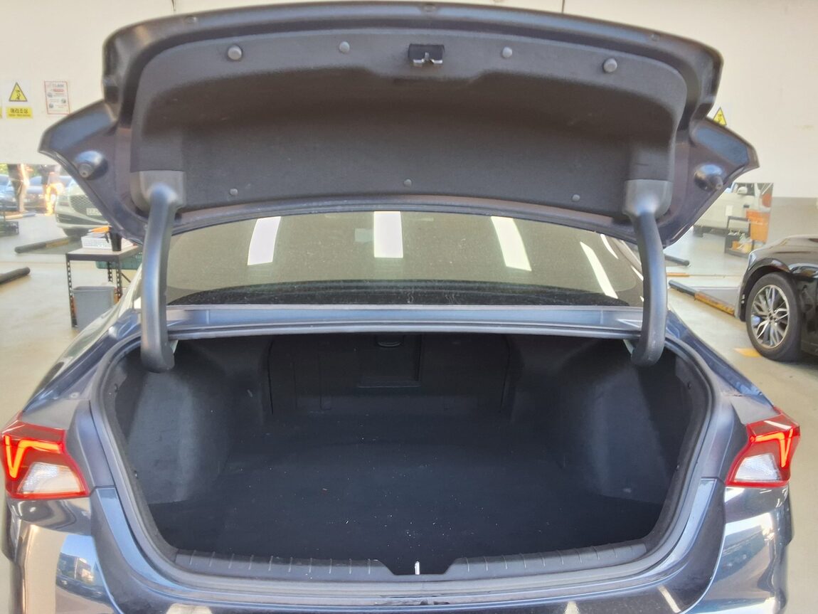 KIA NEW K5 HYBRID (DL3) 2.0 HEV SIGNATURE 2022 - zdjęcie 15