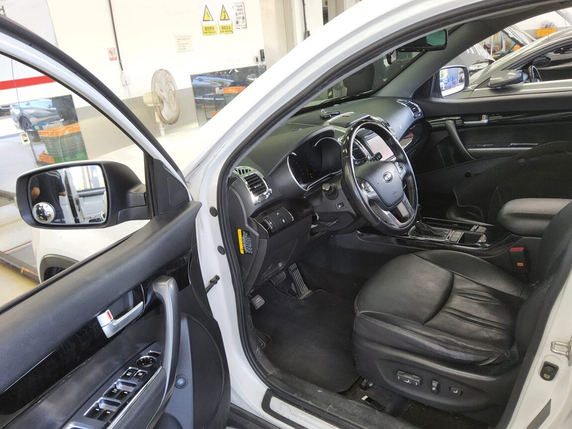 KIA NEW SORENTO R R2.0 2WD TRENDY 2014 - zdjęcie 10