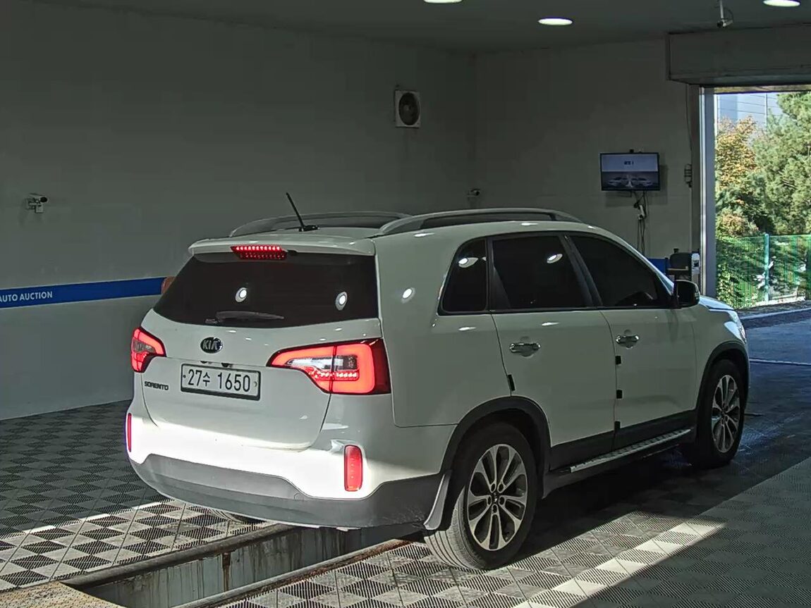 KIA NEW SORENTO R R2.0 2WD TRENDY 2014 - zdjęcie 5