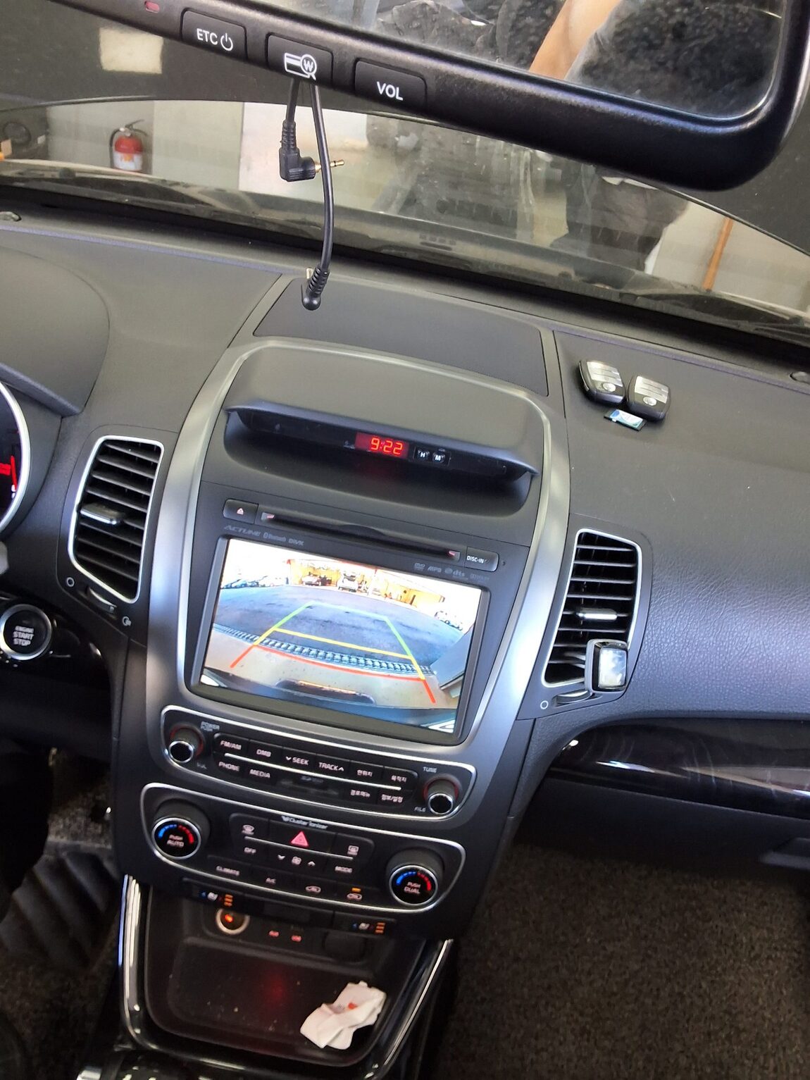 KIA NEW SORENTO R R2.2 4WD NOBLESSE 2014 - zdjęcie 17