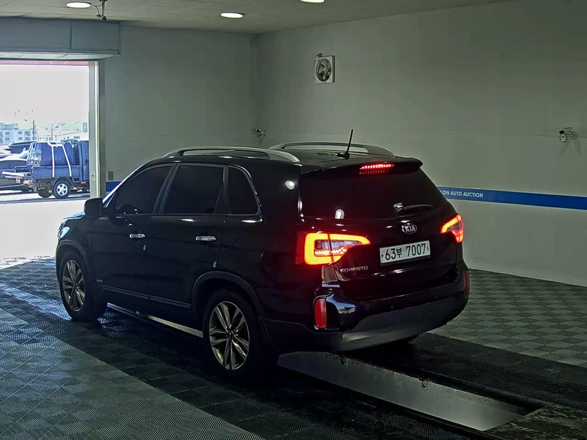 KIA NEW SORENTO R R2.2 4WD NOBLESSE 2014 - zdjęcie 6