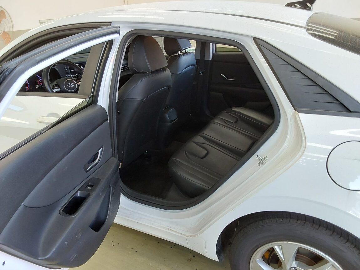 HYUNDAI AVANTE (CN7) 1.6 LPI RENTAL CAR STYLE 2021 - zdjęcie 12
