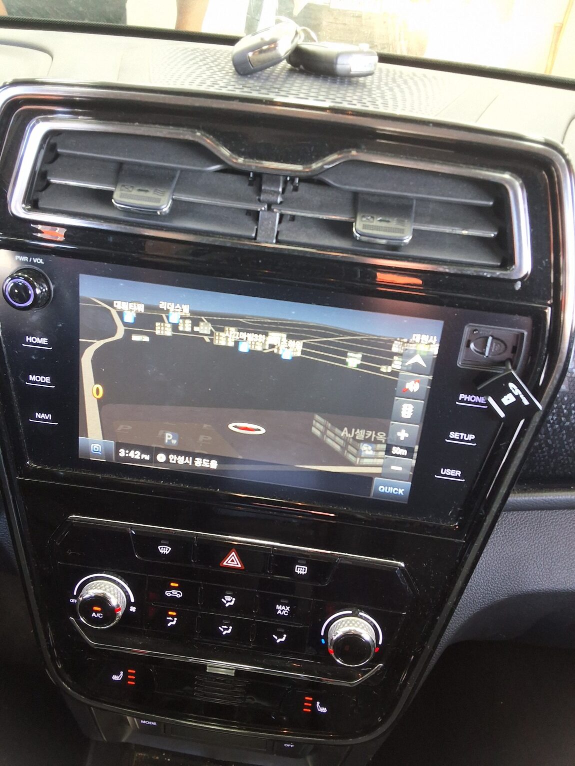 KG MOBILITY (SSANGYONG) VERY NEW TIVOLI 1.6 DIESEL 2WD V3 2020 - zdjęcie 18