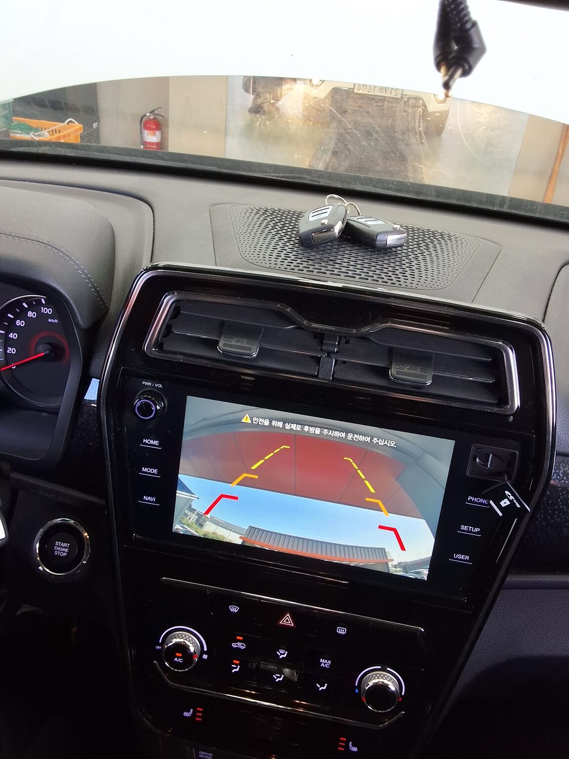 KG MOBILITY (SSANGYONG) VERY NEW TIVOLI 1.6 DIESEL 2WD V3 2020 - zdjęcie 19