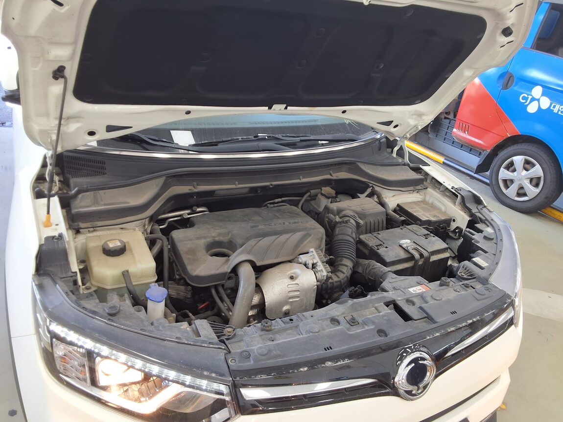 KG MOBILITY (SSANGYONG) VERY NEW TIVOLI 1.6 DIESEL 2WD V3 2020 - zdjęcie 21