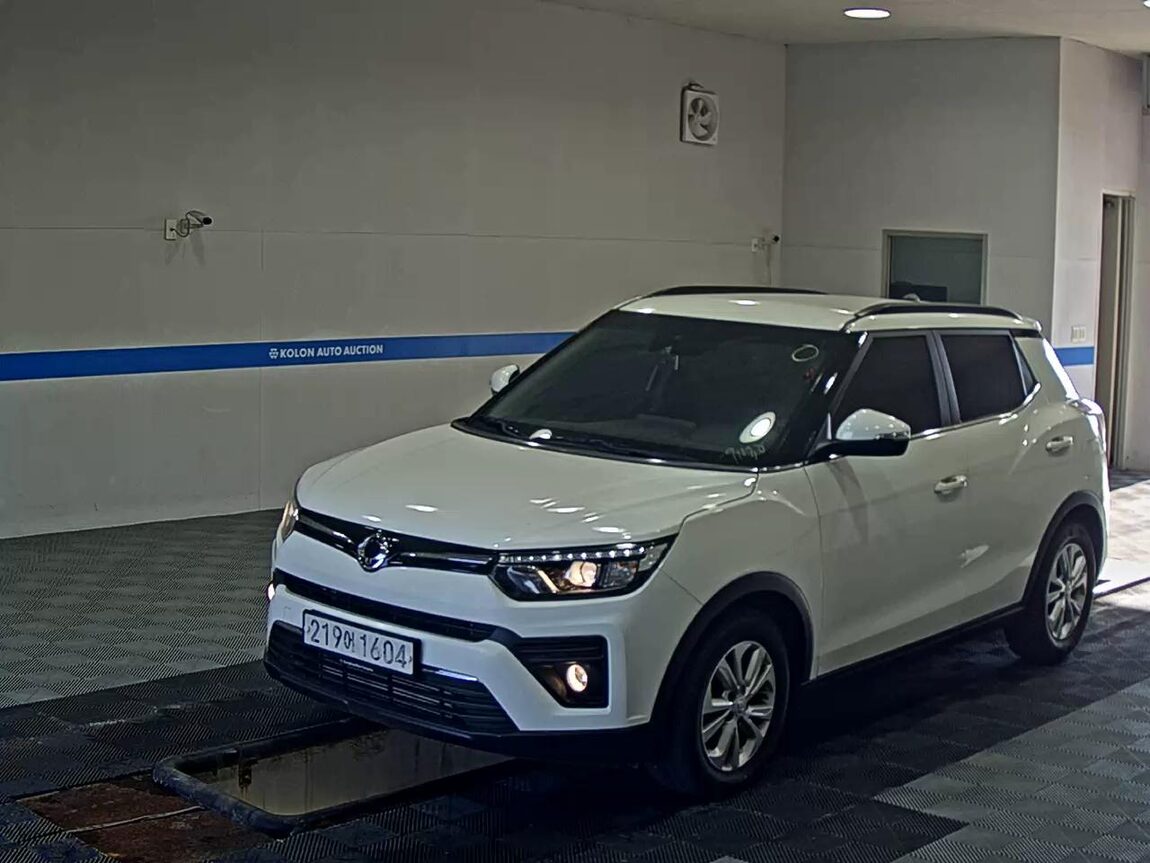 KG MOBILITY (SSANGYONG) VERY NEW TIVOLI 1.6 DIESEL 2WD V3 2020 - zdjęcie 2