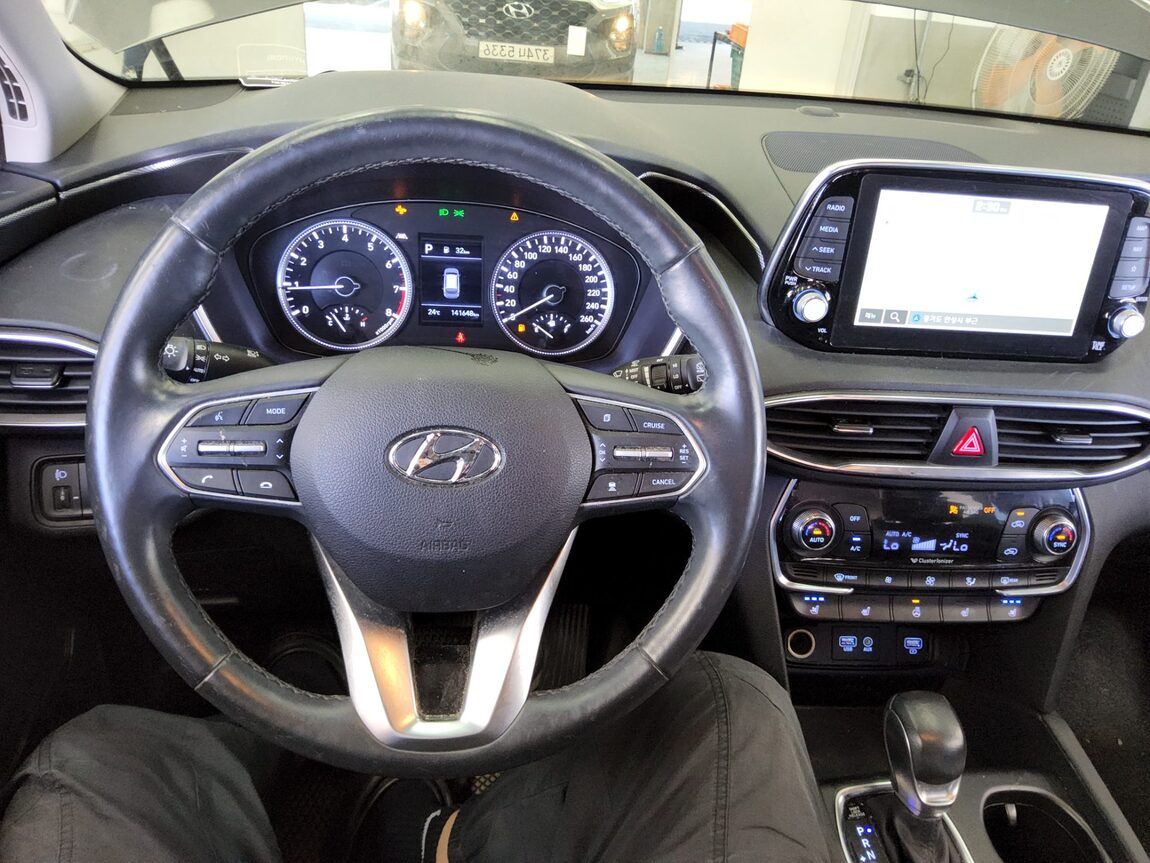 HYUNDAI SANTA FE (TM) 2.0T GDi 2WD EXCLUSIVE 2020 - zdjęcie 17