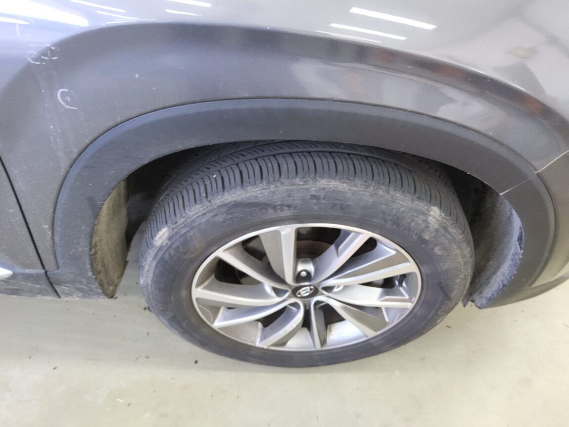 HYUNDAI SANTA FE (TM) 2.0T GDi 2WD EXCLUSIVE 2020 - zdjęcie 25