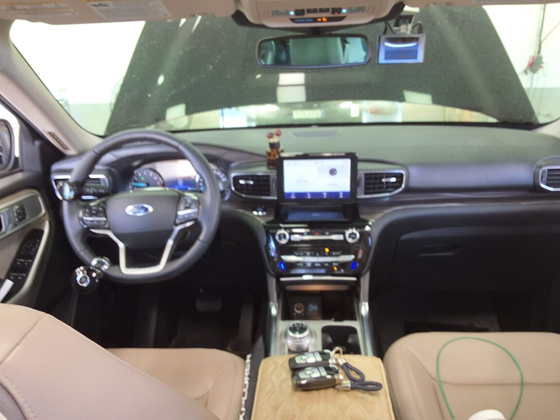 FORD EXPLORER (6TH GEN) 2.3 AWD LIMITED 2022 - zdjęcie 11