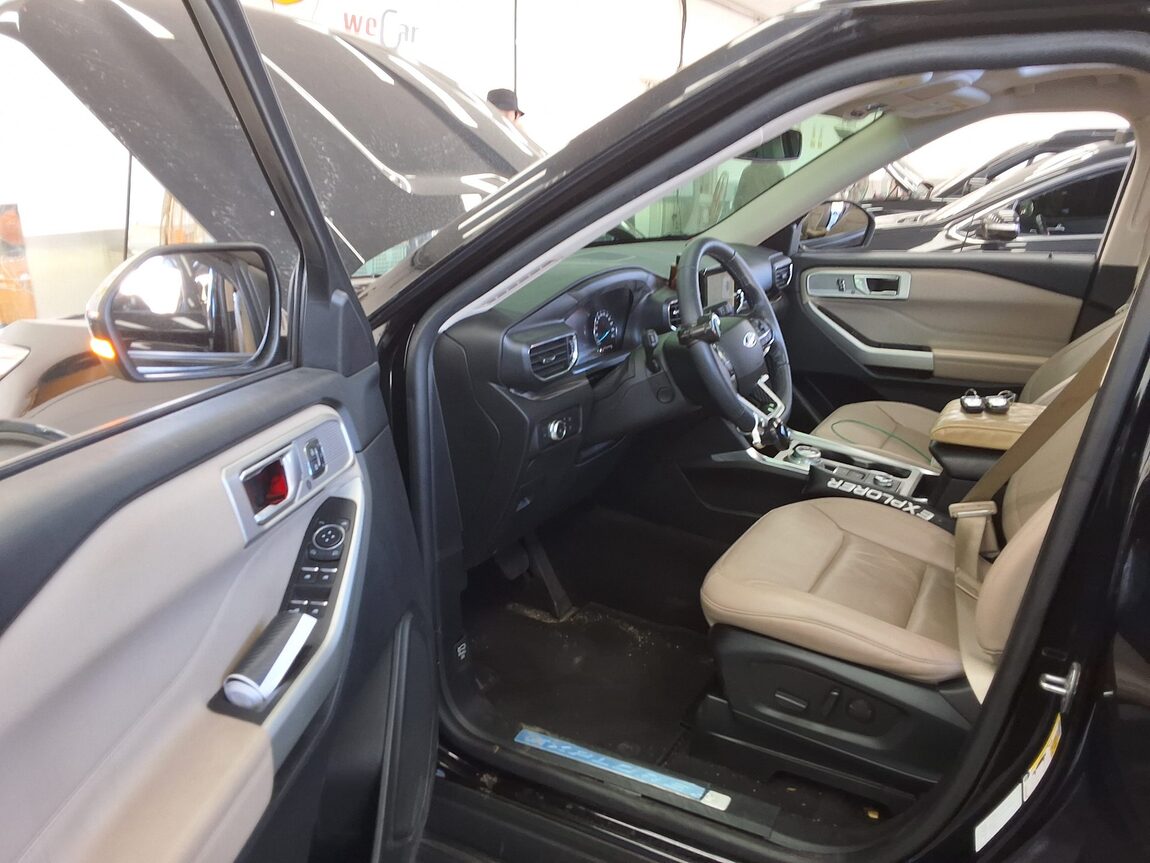 FORD EXPLORER (6TH GEN) 2.3 AWD LIMITED 2022 - zdjęcie 10