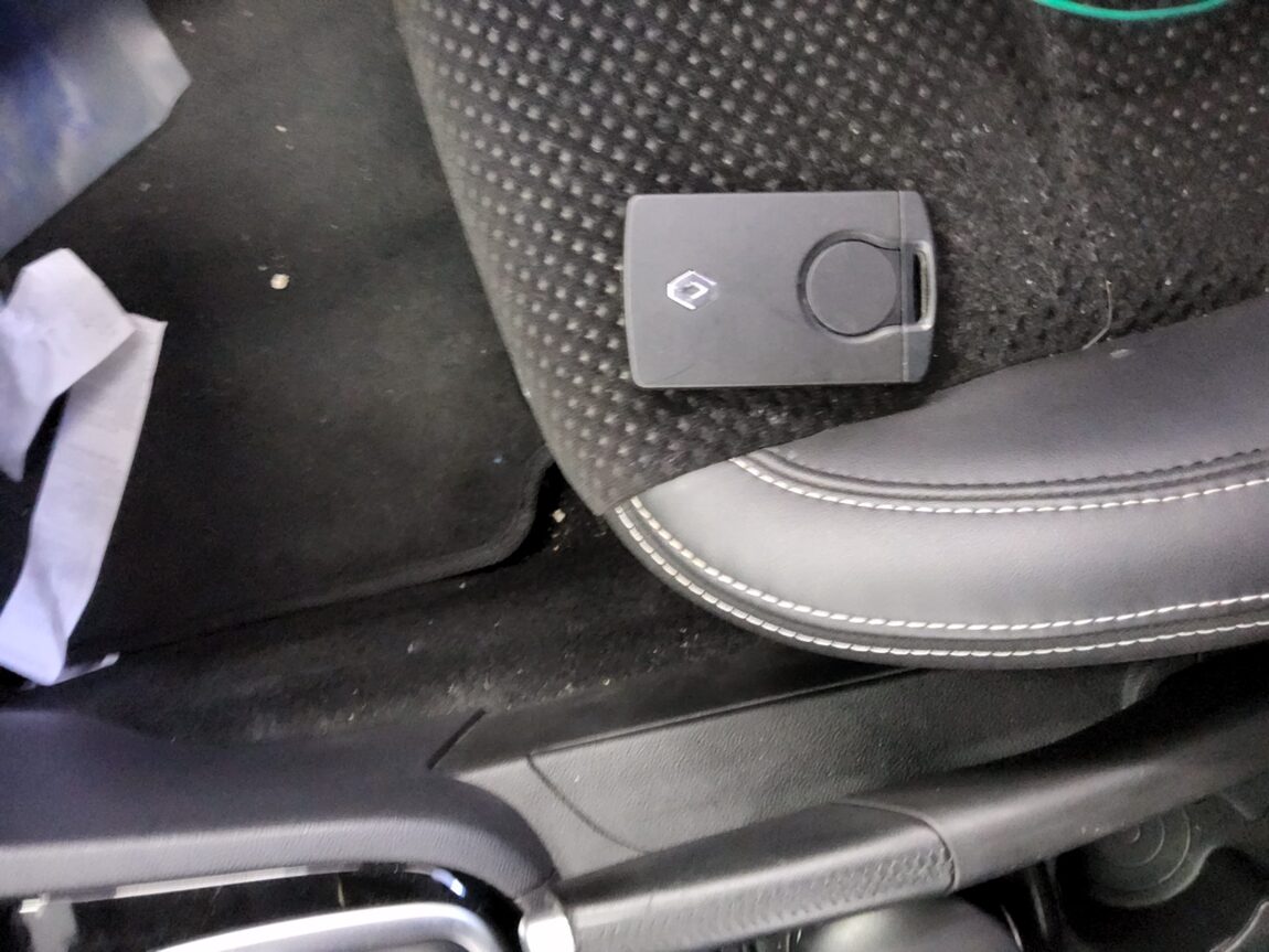 RENAULT (SAMSUNG) CLIO 1.5 DIESEL ICONIC 2019 - zdjęcie 19