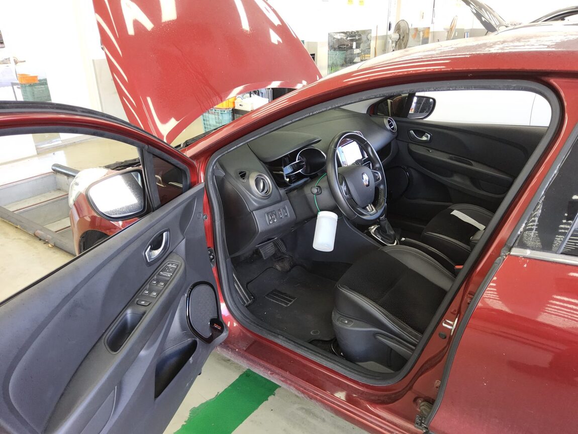 RENAULT (SAMSUNG) CLIO 1.5 DIESEL ICONIC 2019 - zdjęcie 10