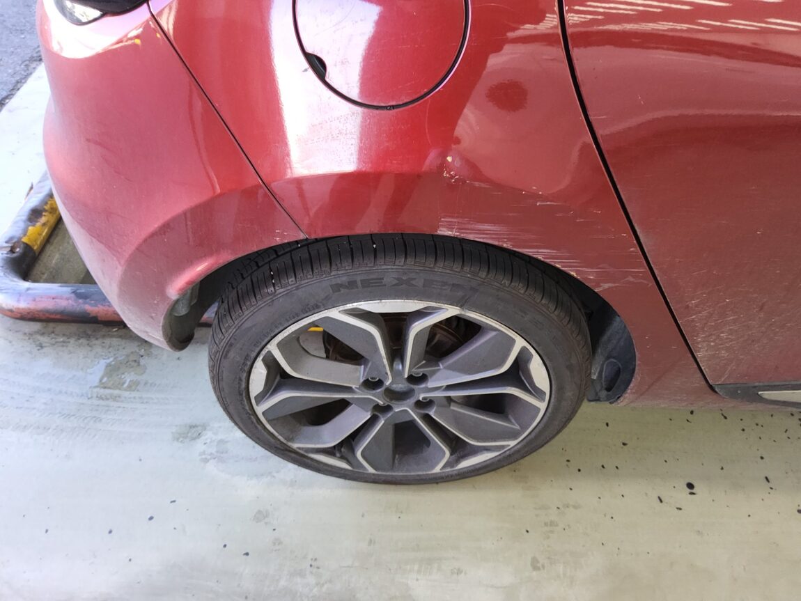 RENAULT (SAMSUNG) CLIO 1.5 DIESEL ICONIC 2019 - zdjęcie 25