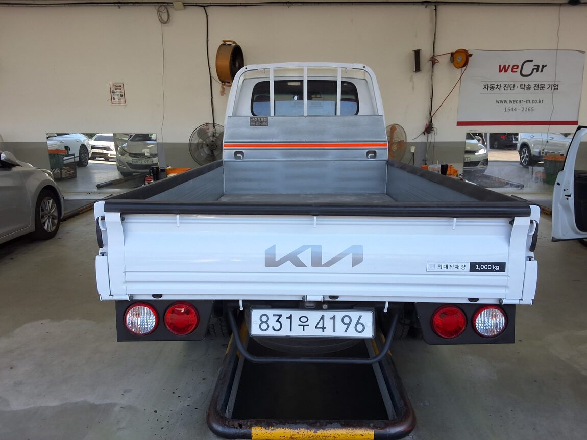 KIA THE NEW BONGO III CARGO 1 TON KING CAB EXTRA LONG WHEELBASE L LITE 2020 - zdjęcie 12