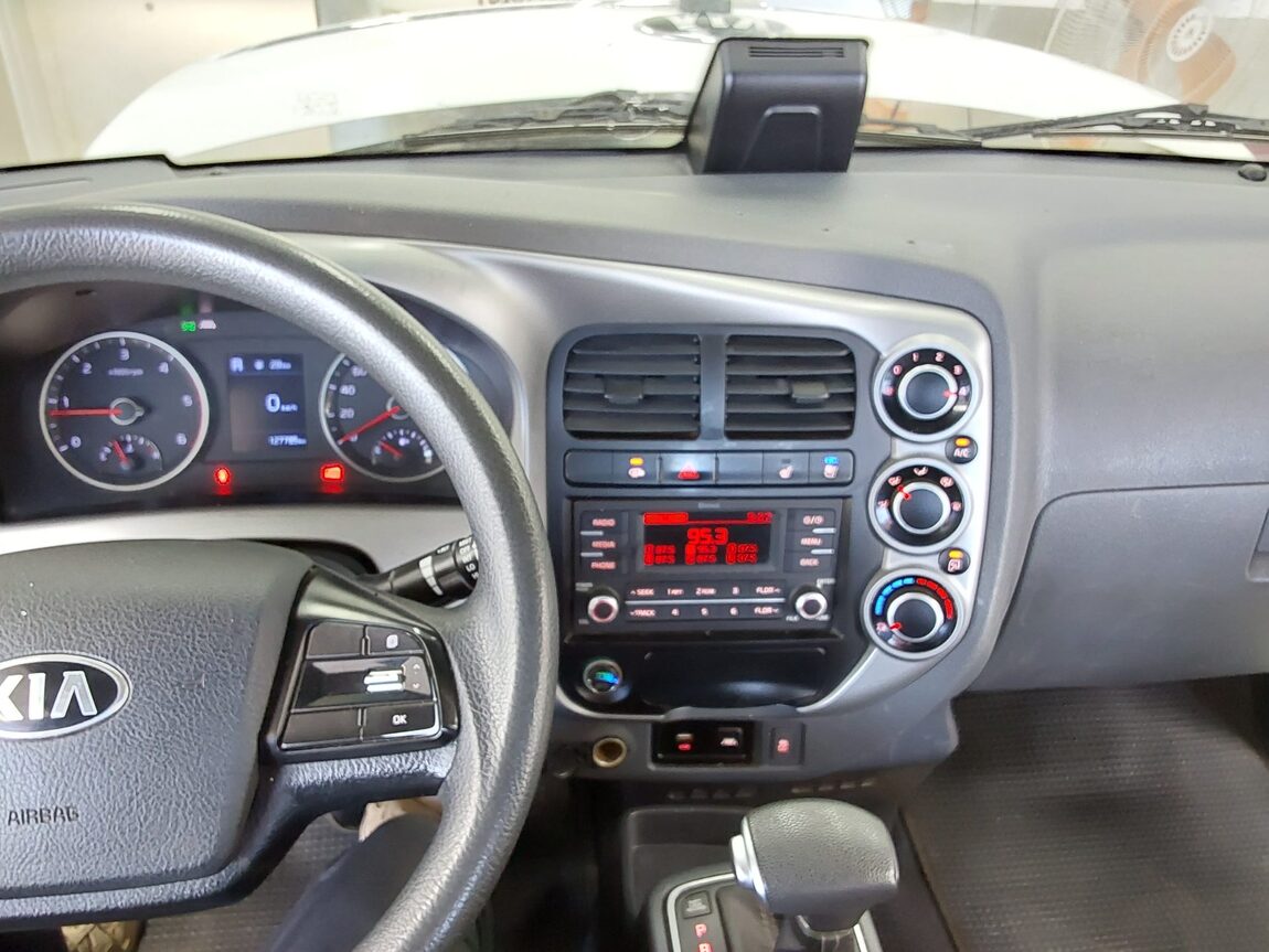 KIA THE NEW BONGO III CARGO BUILT-IN BOX TRUCK LOW DECK MODEL 2020 - zdjęcie 15