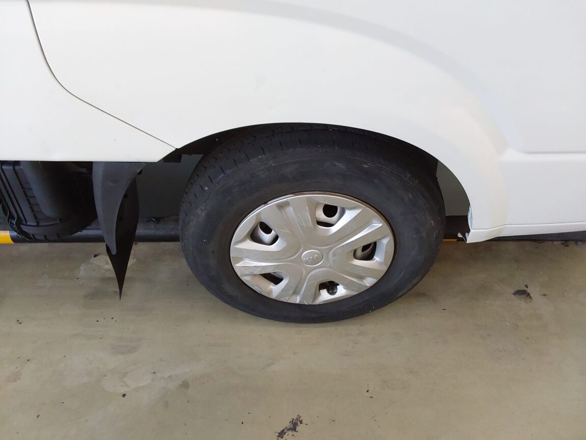 KIA THE NEW BONGO III CARGO BUILT-IN BOX TRUCK LOW DECK MODEL 2020 - zdjęcie 22