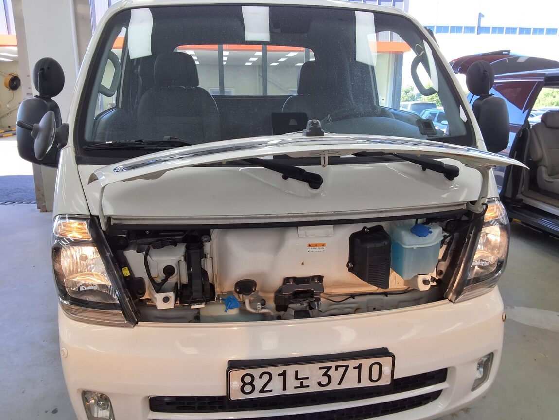 KIA THE NEW BONGO III CARGO 1 TON KING CAB EXTRA LONG WHEELBASE L LITE 2020 - zdjęcie 17