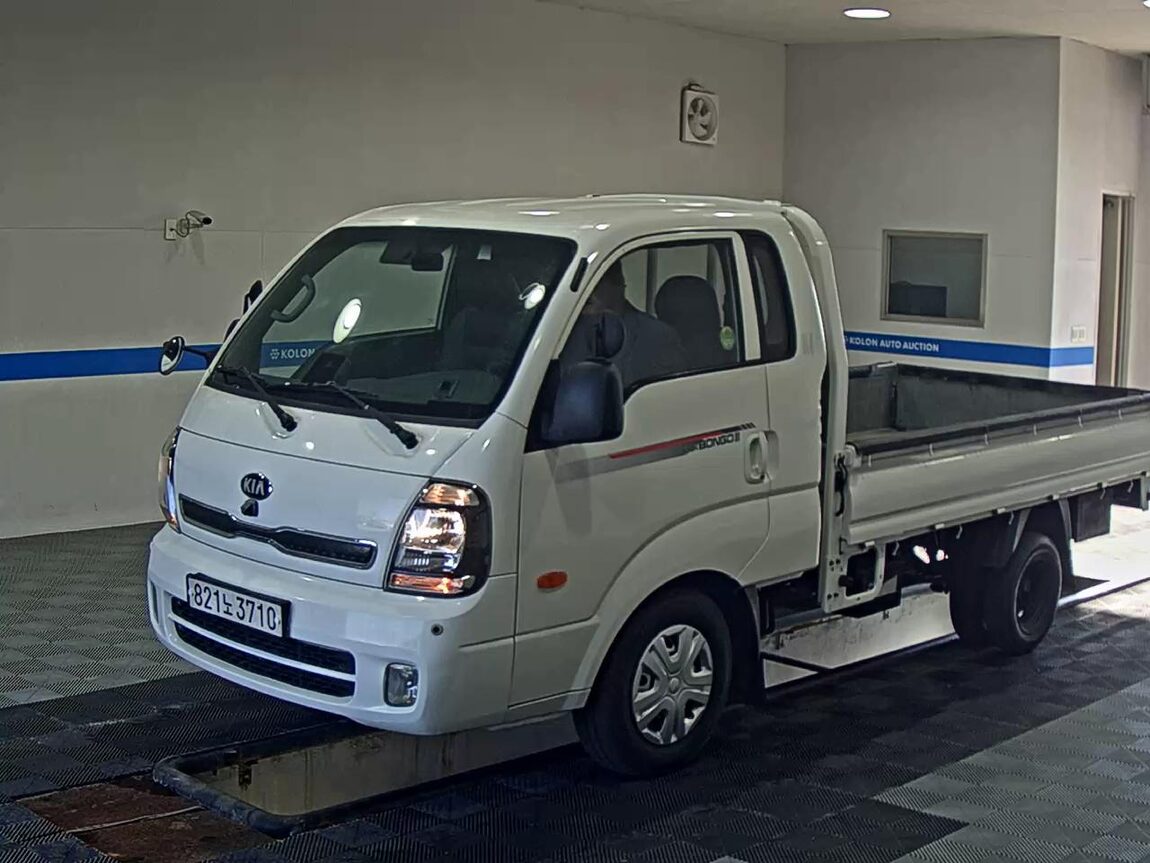 KIA THE NEW BONGO III CARGO 1 TON KING CAB EXTRA LONG WHEELBASE L LITE 2020 - zdjęcie 2