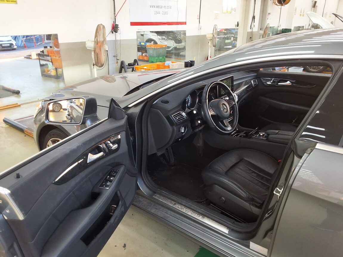 MERCEDES-BENZ CLS-CLASS (2ND GEN) CLS350 d 4MATIC 2016 - zdjęcie 10
